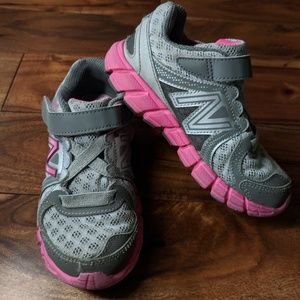 Girls New Balance Shoes Size 9